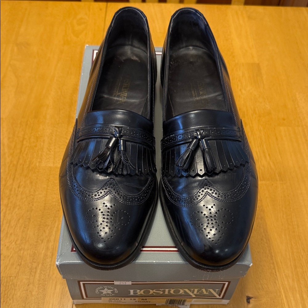 Bostonian Classic Black Tassel Loafers